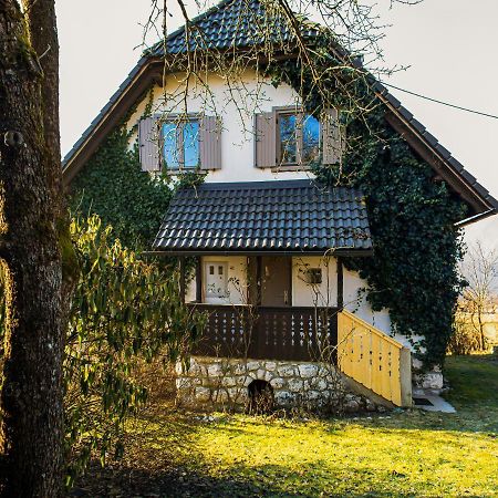 Magical Family Home 84 بوينج المظهر الخارجي الصورة